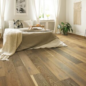Hardwood flooring in a bedroom | Fairmont Flooring